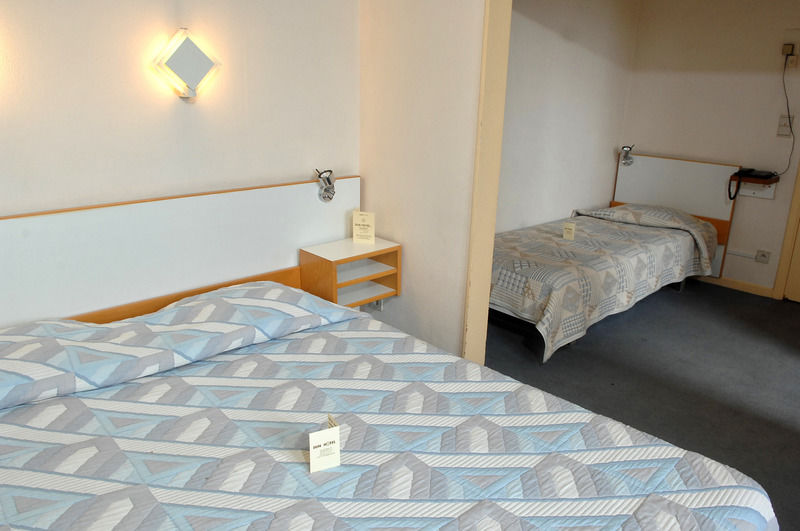 Sun Hotel Saint-Gilles Habitación foto